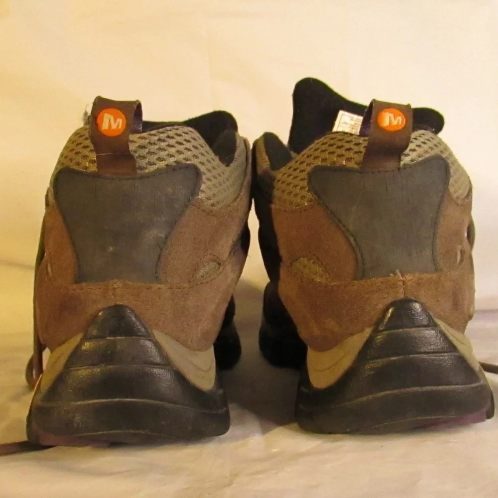 Merrell Women’s Moab series boots